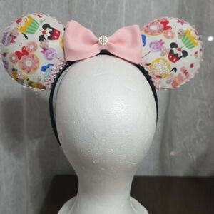 Sweet Treat Minnie Ears